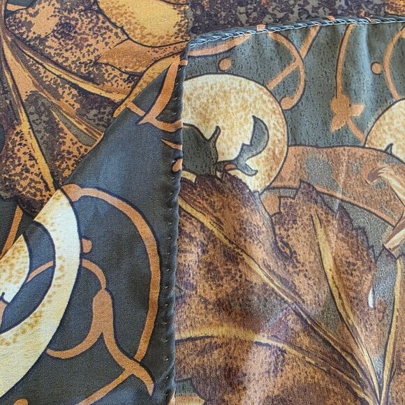 Vintage Chanel Paris Silk Scarf Classic Quiet Luxury Old Money Sunflowers - Picture 13 of 16